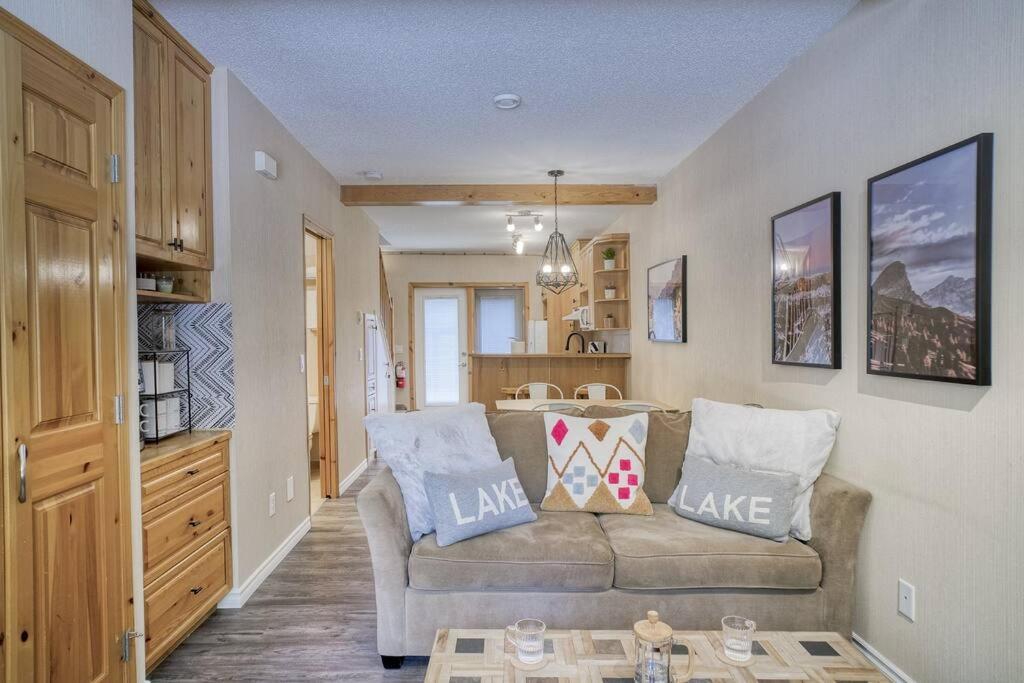 5 Mins To Banff - Cozy Townhome 2br&2bath - Banff Pass Included