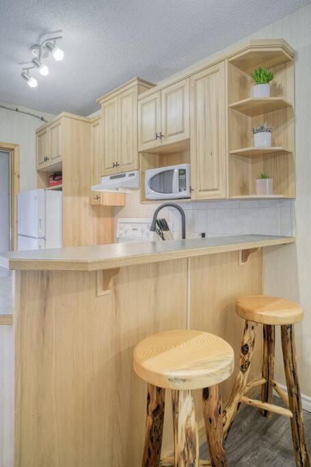 Apartment 5 Mins To Banff - Cozy Townhome 2br&2bath - Banff Pass Included