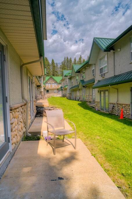 5 Mins To Banff - Cozy Townhome 2br&2bath - Banff Pass Included *