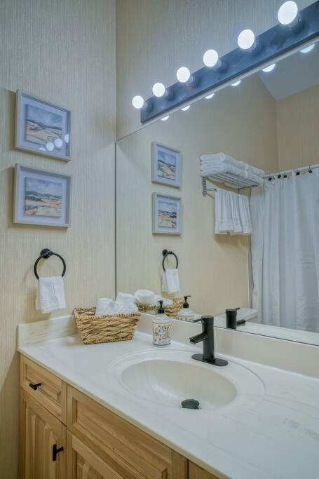 Apartment 5 Mins To Banff - Cozy Townhome 2br&2bath - Banff Pass Included